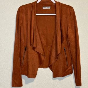 Super stylish jacket, size small in great condition, collared jacket,